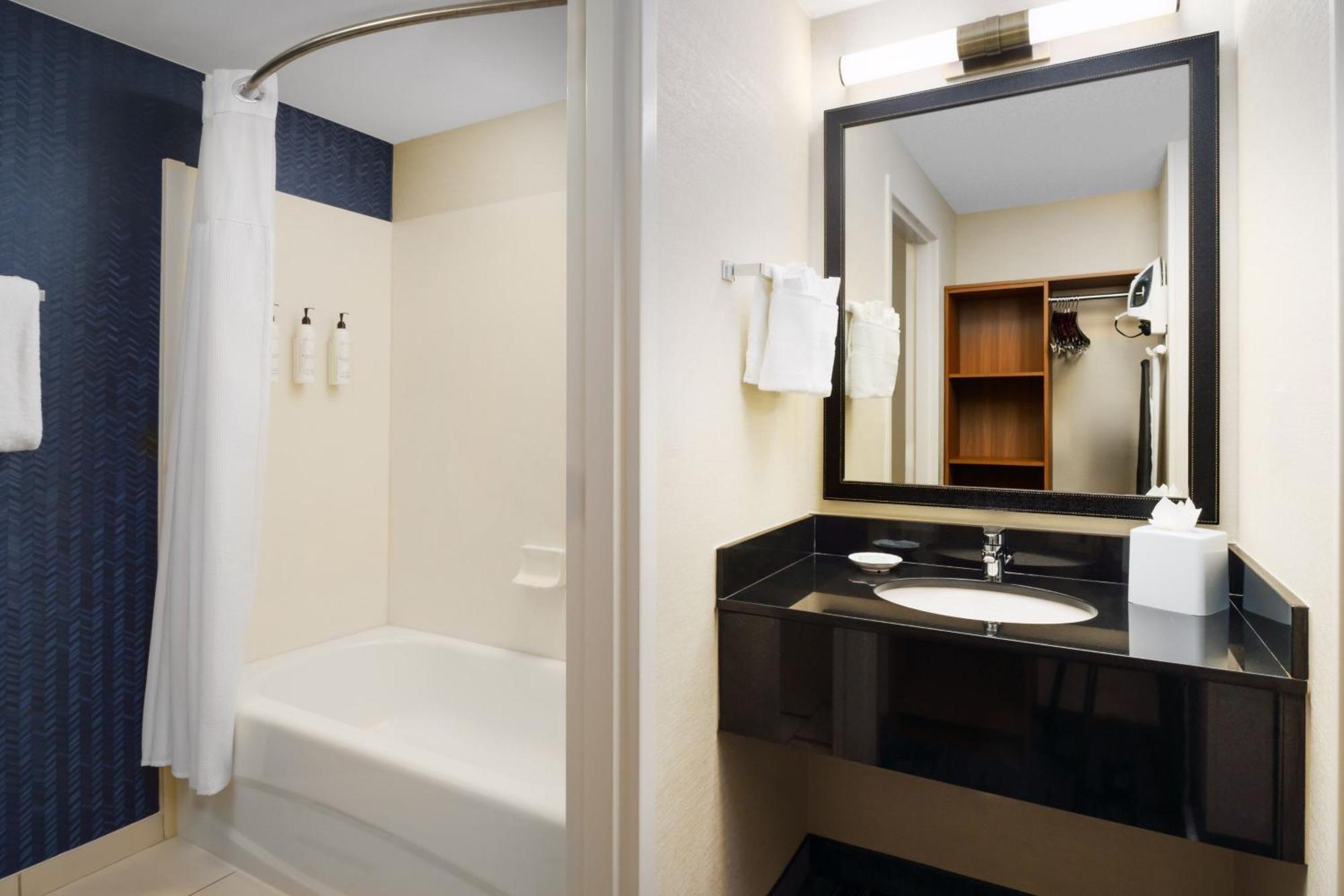 Fairfield Inn & Suites בוקה רטון מראה חיצוני תמונה